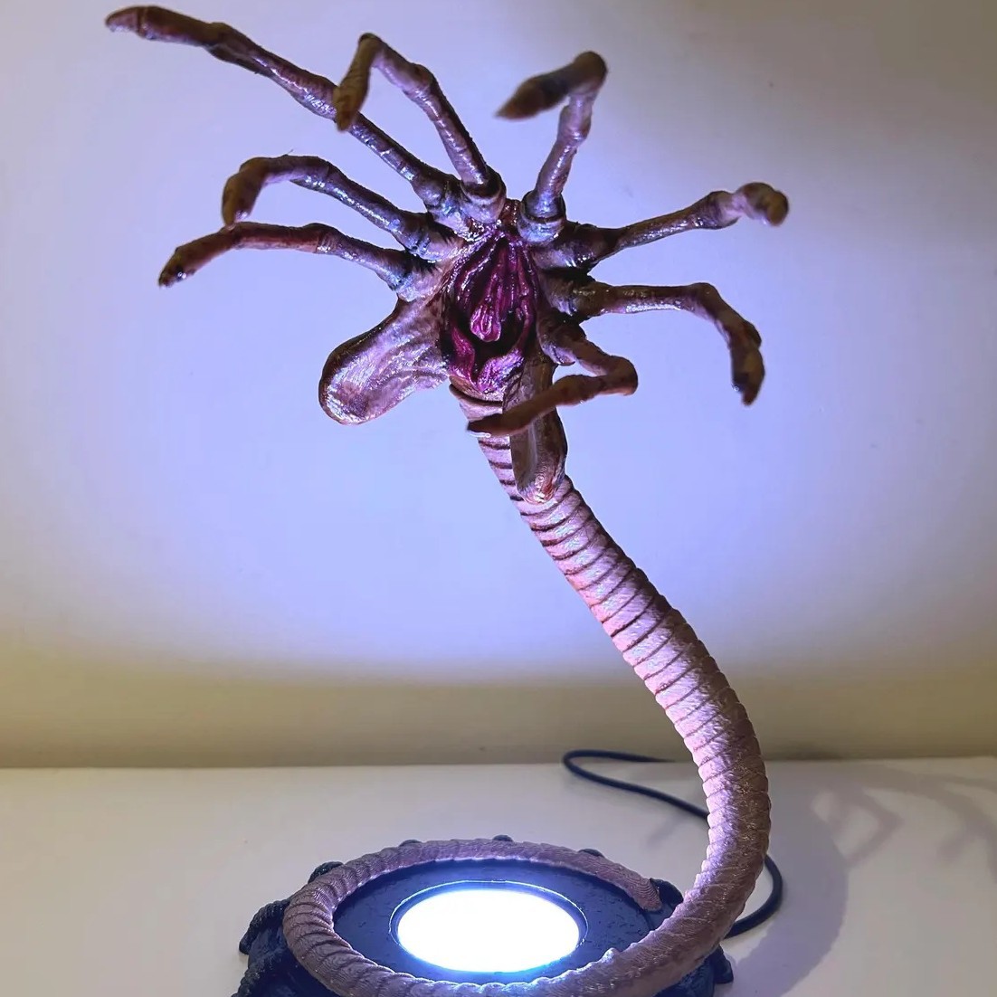 Alien Facehugger Lamp Nightlig - Lighting Decor For Home ulasan dan harga